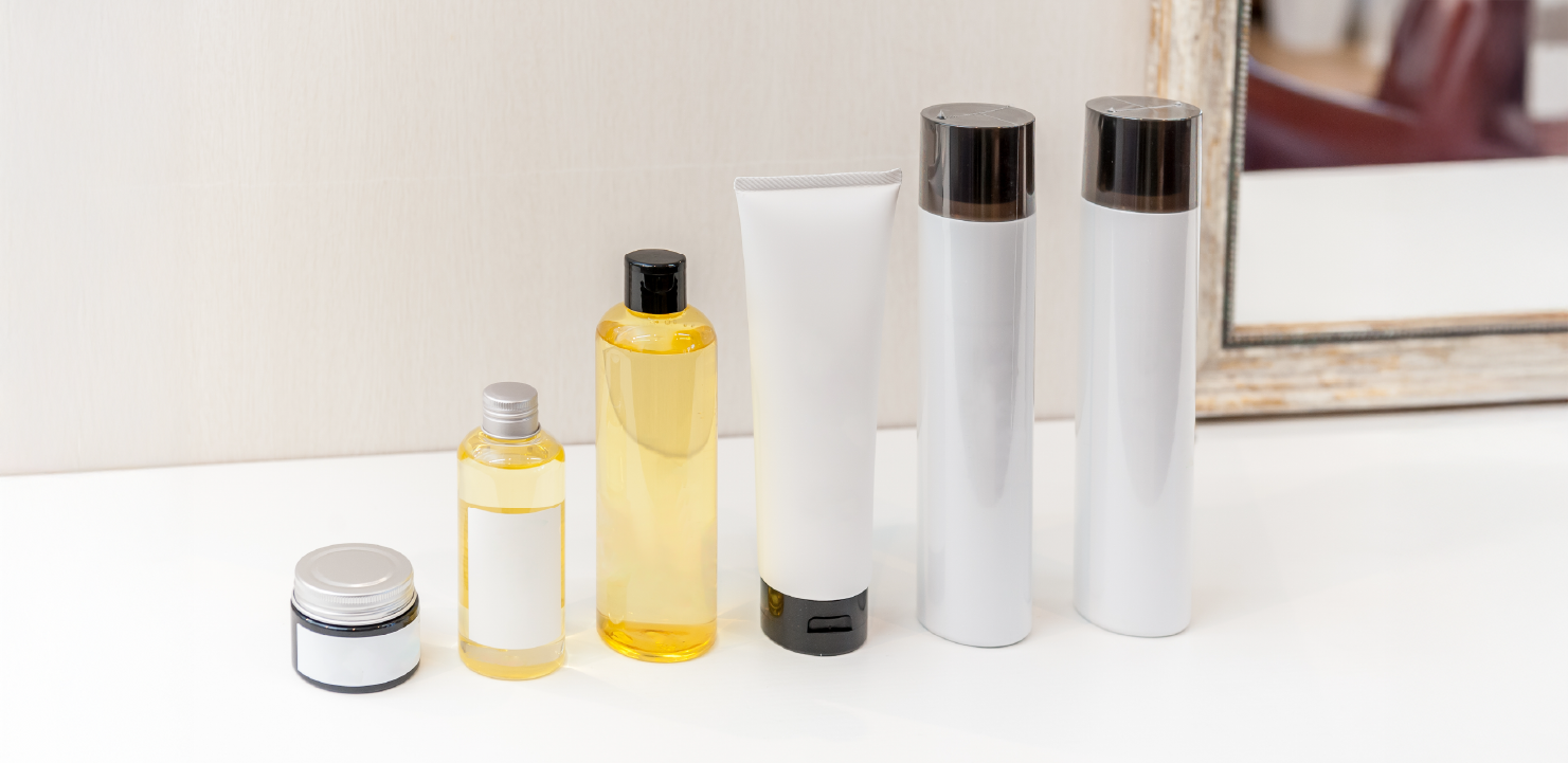 並んでいるヘアケア用品